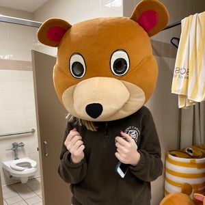 Meet your Posher, Elle